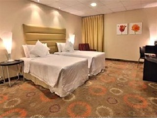 Room
 di Crom Airport Hotel