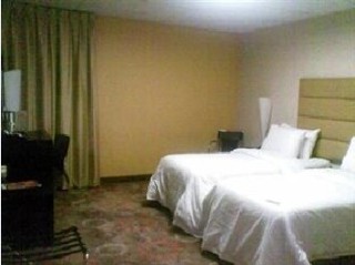Room
 di Crom Airport Hotel