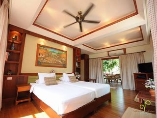 Room thumbnail 6