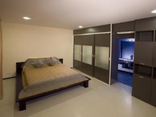 General view thumbnail 9