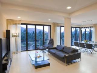 General view thumbnail 10