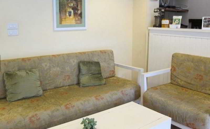 Room thumbnail 2