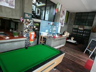 General view thumbnail 2