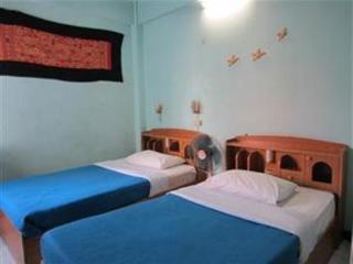 General view thumbnail 6