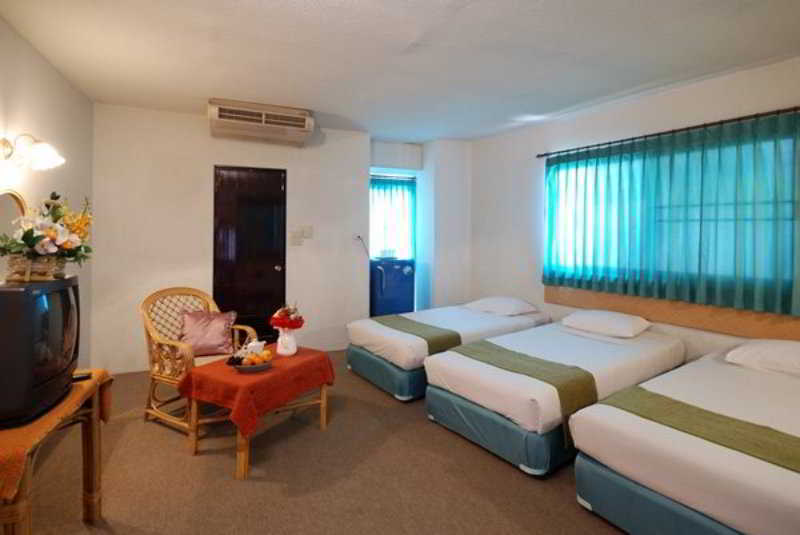 Room
 di Tawan Court