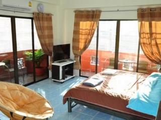 General view thumbnail 12