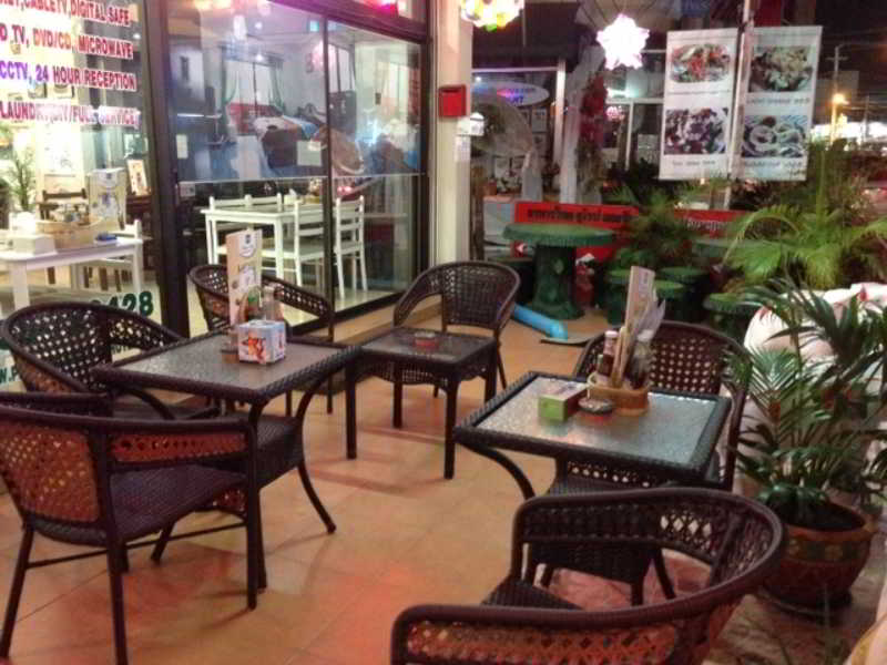 Terrace thumbnail 6
