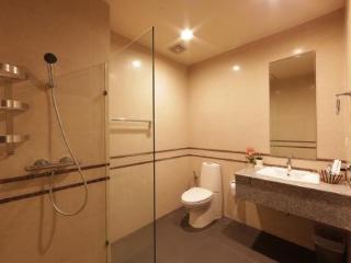 General view thumbnail 1