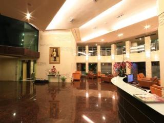 General view thumbnail 8