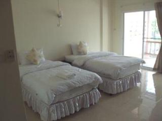 General view thumbnail 7