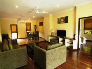 General view thumbnail 6