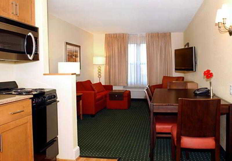 General view
 di TownePlace Suites Kansas City Overland Park