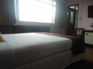 General view thumbnail 9