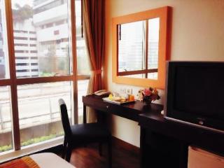 General view thumbnail 1