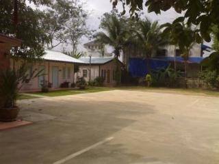 General view thumbnail 1