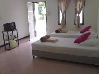 General view thumbnail 2