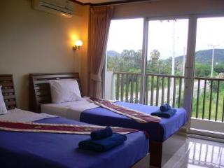 General view thumbnail 1
