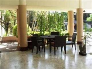 General view thumbnail 8