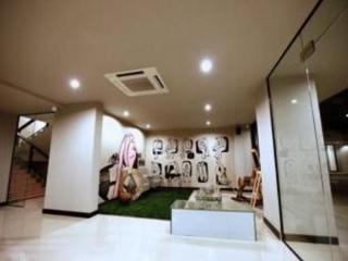 General view thumbnail 5