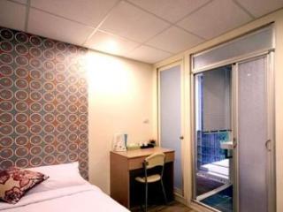 General view
 di Eiffel Tower Hostel