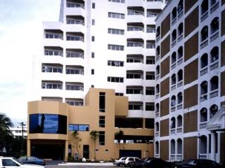 General view thumbnail 1