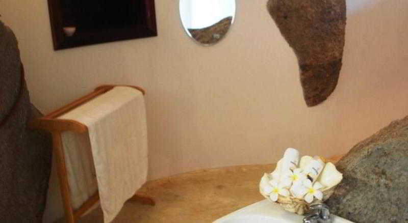 Room thumbnail 32
