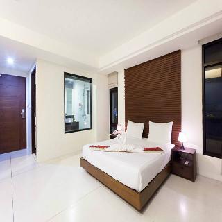Room thumbnail 13