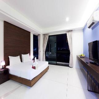 Room thumbnail 14