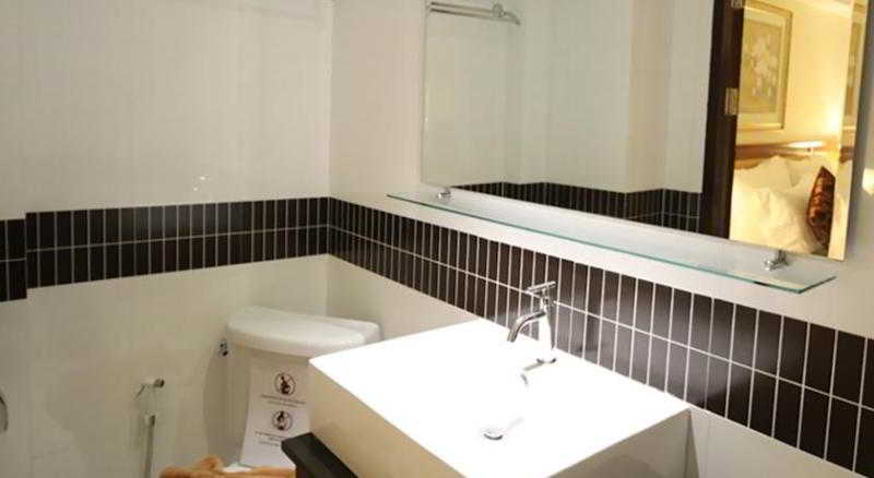 Room thumbnail 34