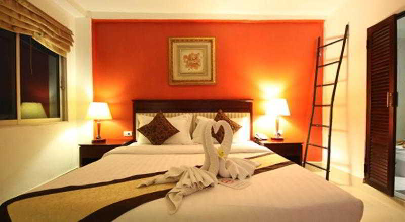 Room thumbnail 38