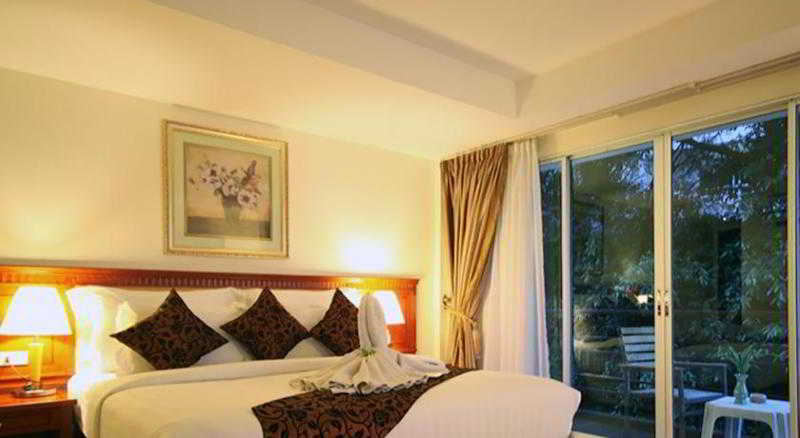 Room thumbnail 44