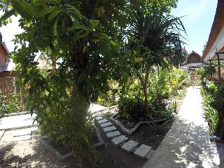 Gili Smile Bungalow