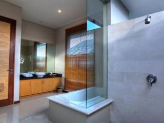 General view thumbnail 7