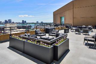 Courtyard Detroit Downtown