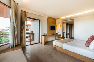 Room thumbnail 51