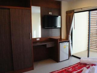 General view thumbnail 8