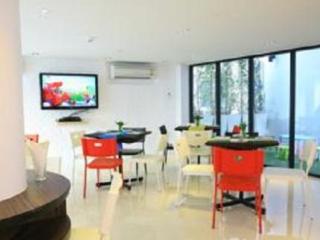 General view thumbnail 2