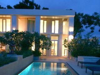 General view thumbnail 1
