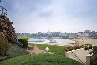 Le Crystal Dinard Sure Hotel Collection by BW