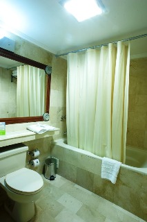 Room
 di Dann Carlton Bucaramanga