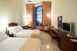 Room
 di Dann Carlton Bucaramanga