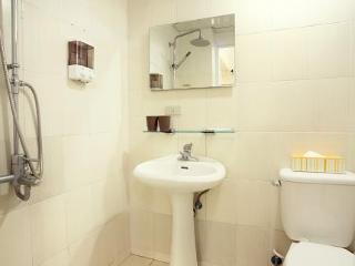 Room
 di Warm House III