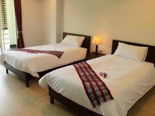 General view thumbnail 2