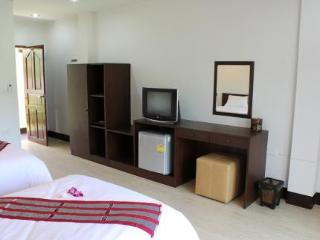 General view thumbnail 3