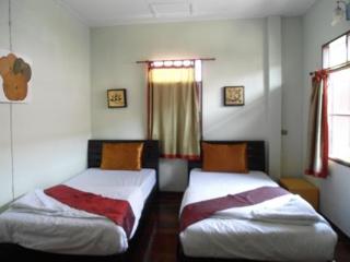 General view thumbnail 5