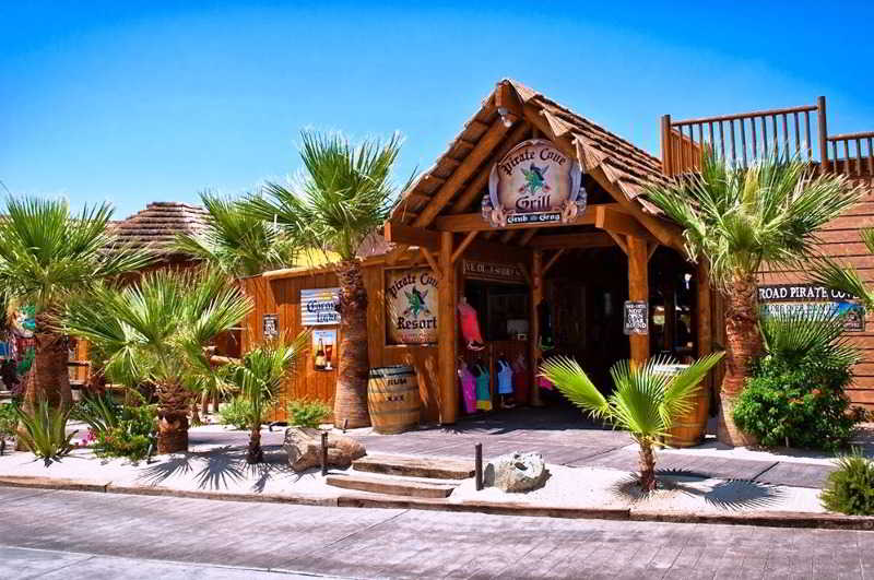 Restaurant
 di Pirate Cove Resort & Marina