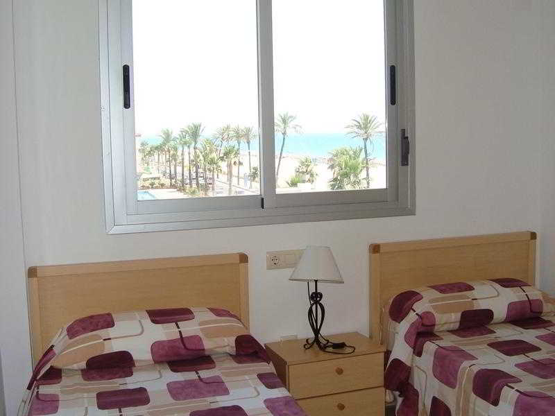 Room
 di Papa Luna 3000