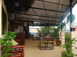 General view thumbnail 1