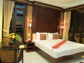 General view thumbnail 8