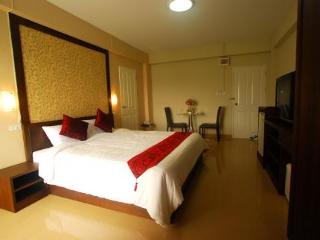 General view thumbnail 1